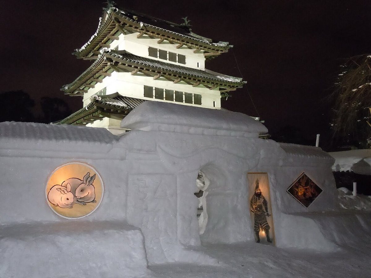 弘前城雪燈籠まつり