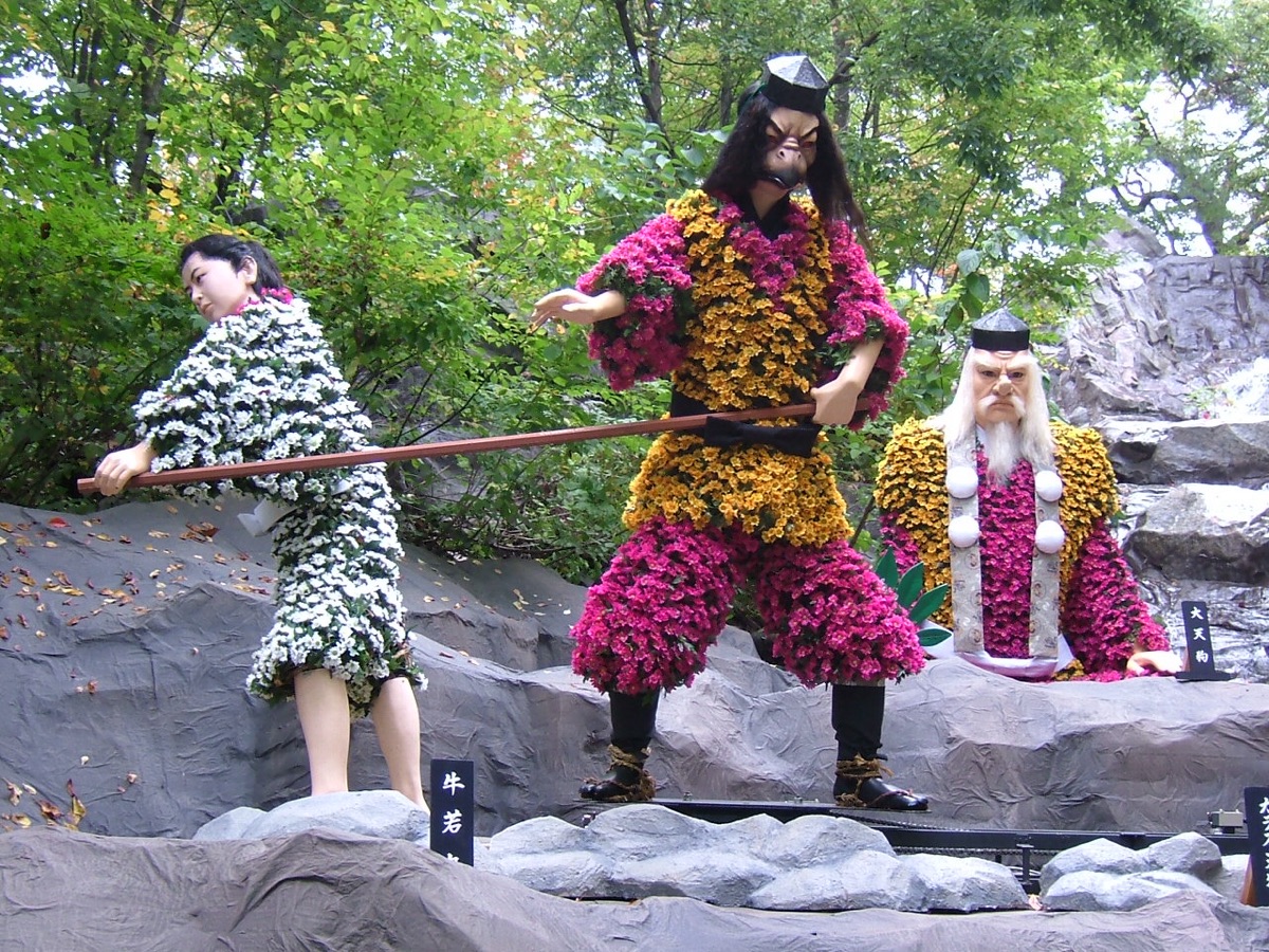 南陽の菊まつり