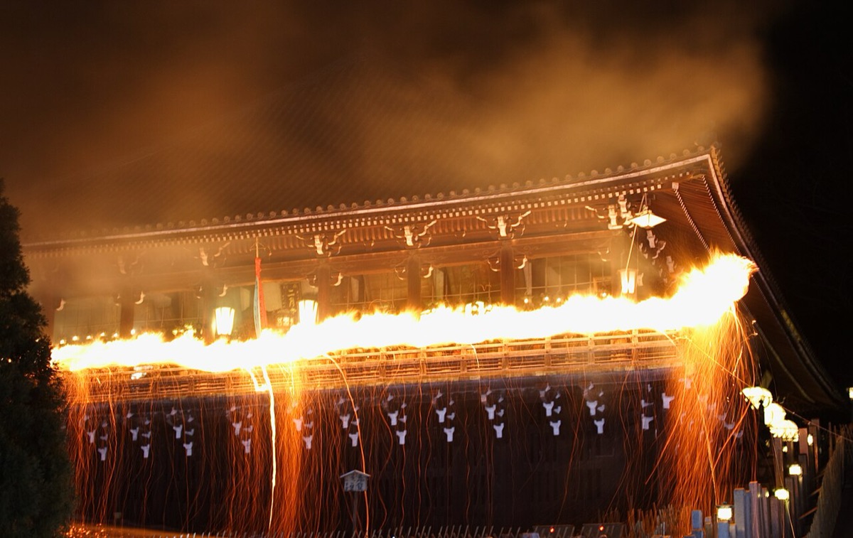 東大寺二月堂 修二会（お水取り）